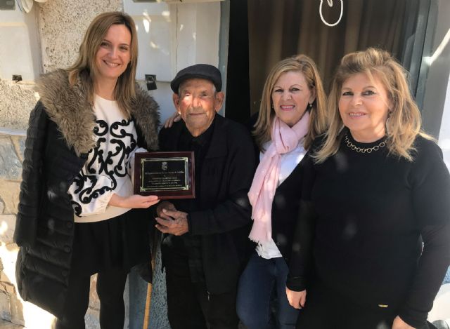 Homenaje del Ayuntamiento torreño a su vecino Onofre García por sus 100 años - 5, Foto 5