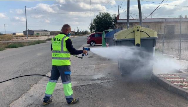 El Ayuntamiento de Murcia y Ferrovial Servicios mantienen un dispositivo de desinfección durante estas fiestas navideñas - 3, Foto 3