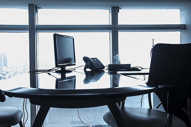 Una subida del 5’3% del SMI tendría un impacto negativo sobre el empleo de entre 85.000 y 135.000 puestos de trabajo en 2021 y 2022 - 1, Foto 1