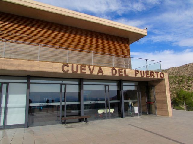 El ayuntamiento de Calasparra sacan a licitación la gestión del servicio del complejo turístico Cueva del Puerto de Calasparra - 1, Foto 1