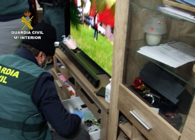 La Guardia Civil desmantela en Cartagena un activo punto de venta de drogas regentado por un clan familiar - 1, Foto 1