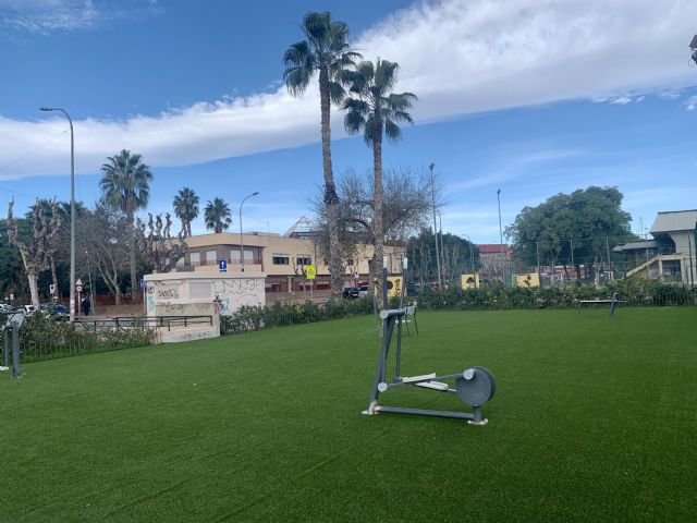 Adecúan los exteriores del Polideportivo José Barnés - 3, Foto 3