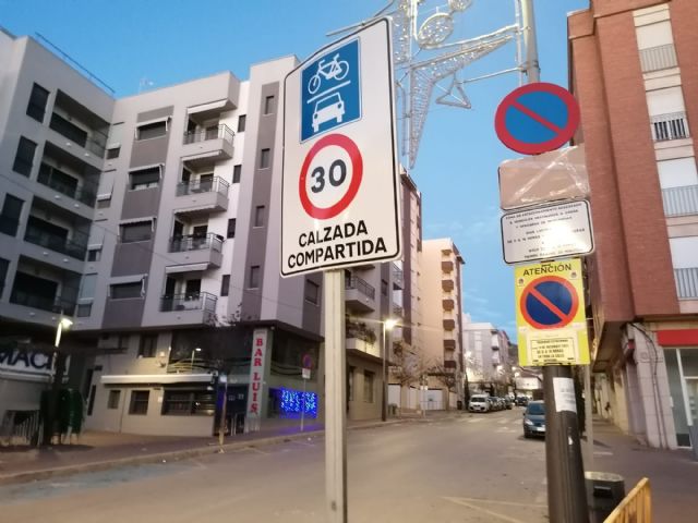 NOTA DE PRENSA IU-V exige la anulación de las multas que se pusieron por el adelanto del mercado semanal de La Viña - 1, Foto 1