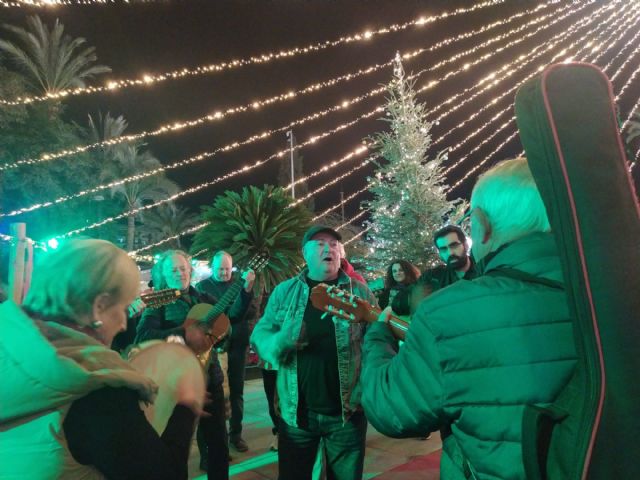 Las cuadrillas llevan los sonidos de la tradición y el folklore murciano a las calles del centro de Murcia - 3, Foto 3