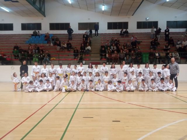 Paso de grados del Club Taekwondo Totana