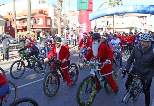 Las Torres de Cotillas marcha a pie, en bici y en patines a beneficio de Cáritas y Sonrisas Solidarias - 1, Foto 1