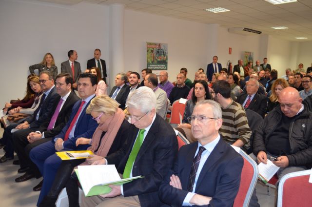 El sector Hortofrutícola se dio cita hoy en El Mirador, sede de la I Jornada Sectorial - 1, Foto 1