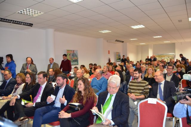 El sector Hortofrutícola se dio cita hoy en El Mirador, sede de la I Jornada Sectorial - 3, Foto 3