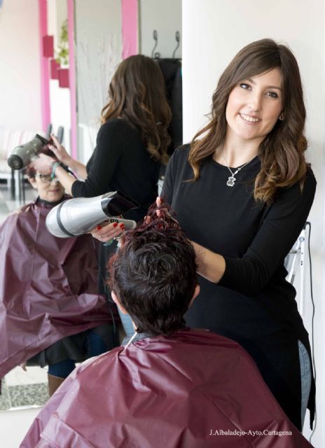 Belleza y arte en Elisa Peluquería gracias al sue&ntilde;o de una joven emprendedora - 5, Foto 5