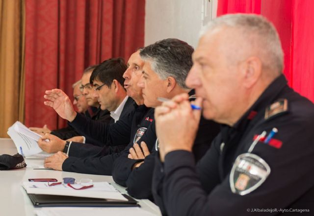 Una unidad nocturna más de la Policía Local velará por la seguridad de los vecinos de La Aljorra - 1, Foto 1