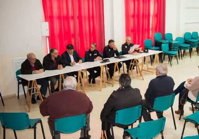 Una unidad nocturna más de la Policía Local velará por la seguridad de los vecinos de La Aljorra - 2, Foto 2