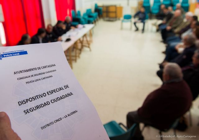 Una unidad nocturna más de la Policía Local velará por la seguridad de los vecinos de La Aljorra - 4, Foto 4