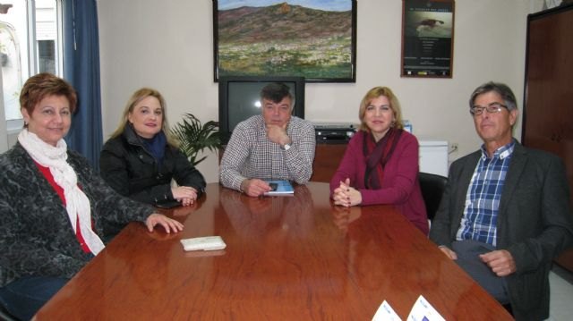 Familia y Columbares colaboran en la acogida de mujeres inmigrantes y niños en especial situación de vulnerabilidad - 1, Foto 1