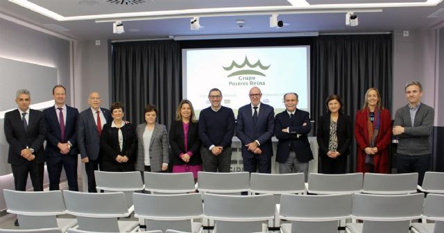 El rector de la Universidad de Murcia visita la sede central de Postres Reina - 1, Foto 1