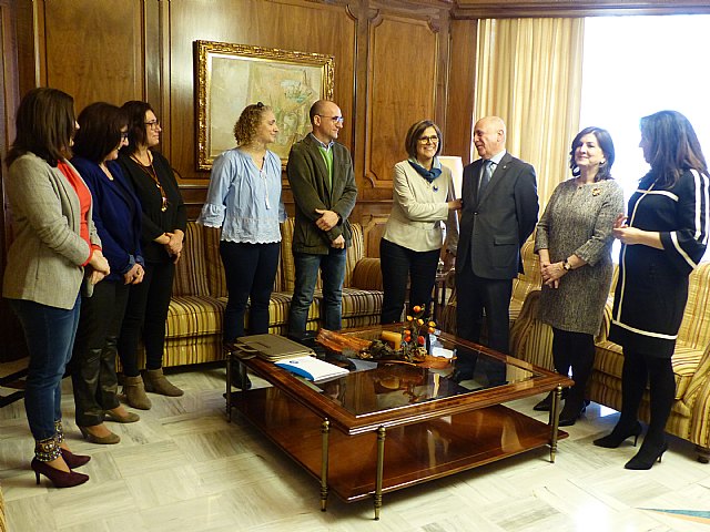 El colectivo de personas sordas expone sus reivindicaciones en la Asamblea - 1, Foto 1