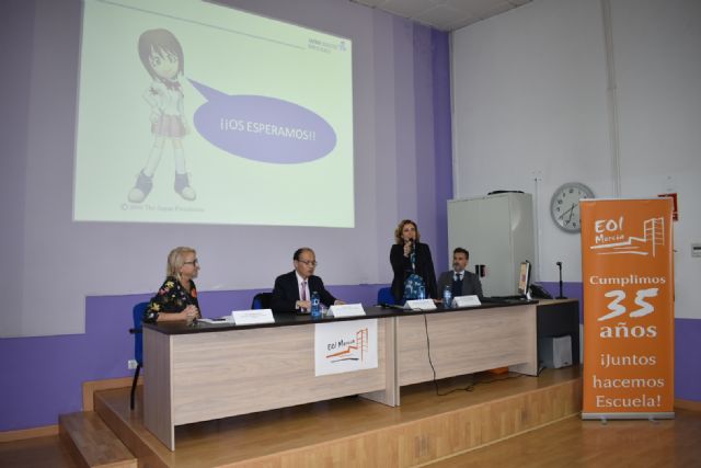 La Comunidad oferta por primera vez japonés en la Escuela Oficial de Idiomas de Murcia - 1, Foto 1