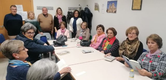 La Concejalía de Mayores estudia ampliar el número de clubes de lectura a otros centros sociales del municipio - 3, Foto 3