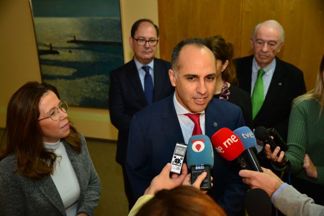 La UPCT defiende una mayor participación de las empresas en la formación del alumnado con títulos duales - 1, Foto 1