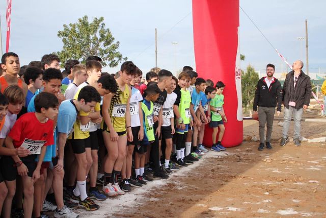Un millar de niños participan en la final regional de campo a través en categoría infantil, juvenil y cadete - 2, Foto 2