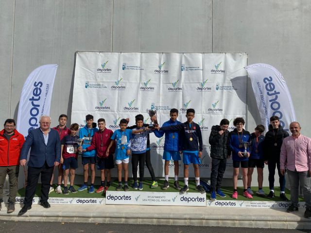 Un millar de niños participan en la final regional de campo a través en categoría infantil, juvenil y cadete - 3, Foto 3