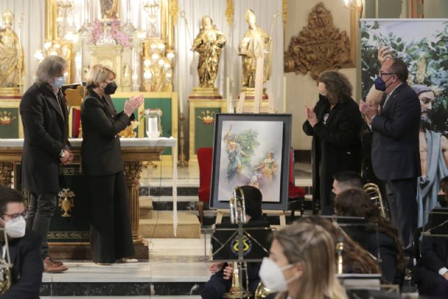 Yolanda Muñoz recibe la distinción de Madrina del 75 aniversario de la Agrupación Aparición de Jesús a María Magdalena - 2, Foto 2