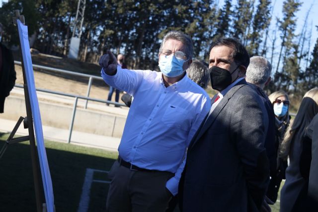 El campo de fútbol de El Mayayo estrena nuevos vestuarios y mejora su pavimento - 2, Foto 2