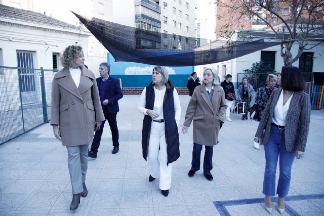 La alcaldesa anima a los cartageneros a participar en la consulta pública que defina los usos de la Casa del Niño - 1, Foto 1