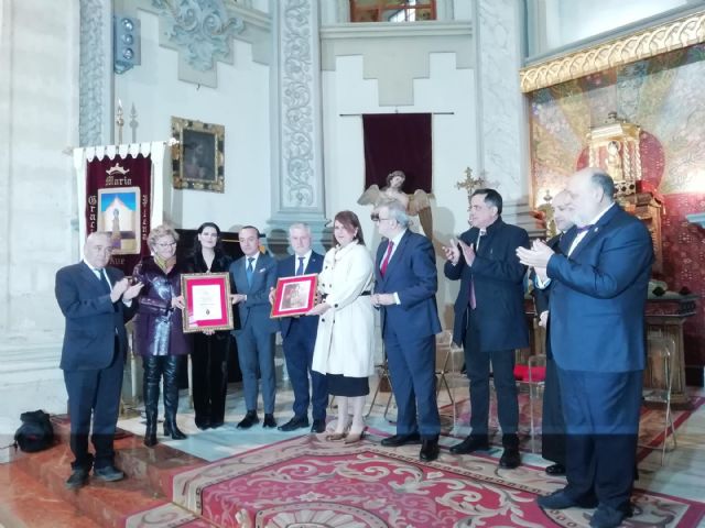 El presidente recoge la Mención de Honor por el aniversario del Estatuto - 1, Foto 1