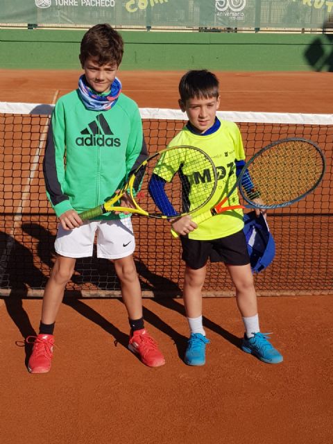 Irene Balsalobre y Pepe Cánovas Campeones del XXIII Open Promesas de tenis Villa de Torre Pacheco, Foto 4