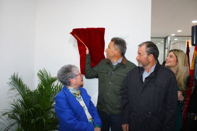 El alcalde inaugura la nueva sede de la Asociación Española contra el Cáncer - 4, Foto 4