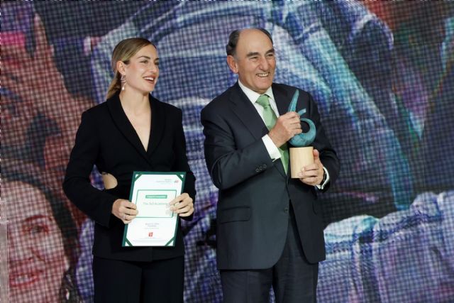 El presidente de la compañía ha entregado hoy en Madrid los Premios Iberdrola Supera - 1, Foto 1