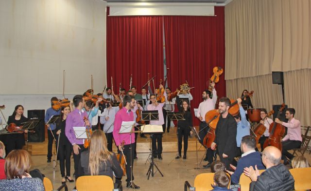 La Orquesta Universitaria de Murcia presenta en Puerto Lumbreras su concierto ´Descubriendo a Mozart y Beethoven´ - 2, Foto 2