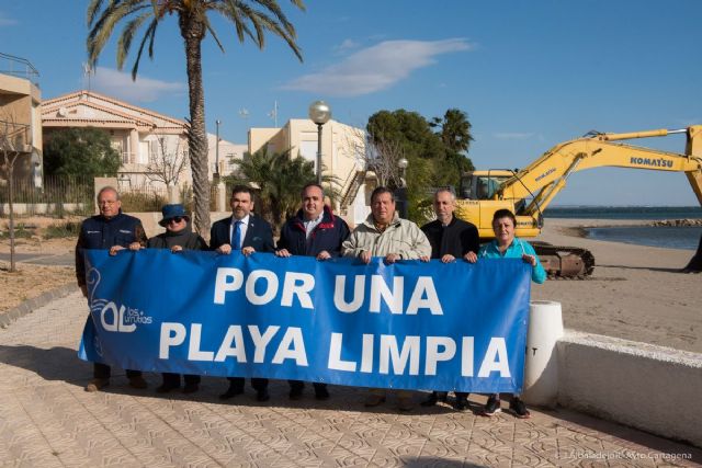Los vecinos aplazan la manifestación en Murcia ante la llegada de las primeras máquinas a Los Urrutias - 3, Foto 3