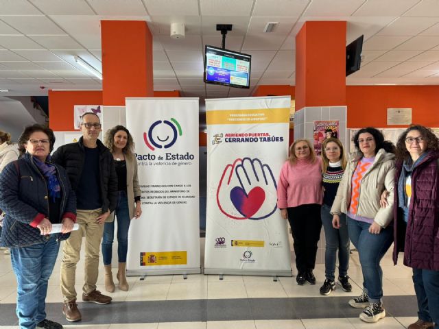 Comienza el proyecto Abriendo puertas para sensibilizar a los jóvenes lorquinos en igualdad de género - 1, Foto 1