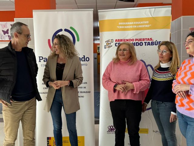 Comienza el proyecto Abriendo puertas para sensibilizar a los jóvenes lorquinos en igualdad de género - 2, Foto 2