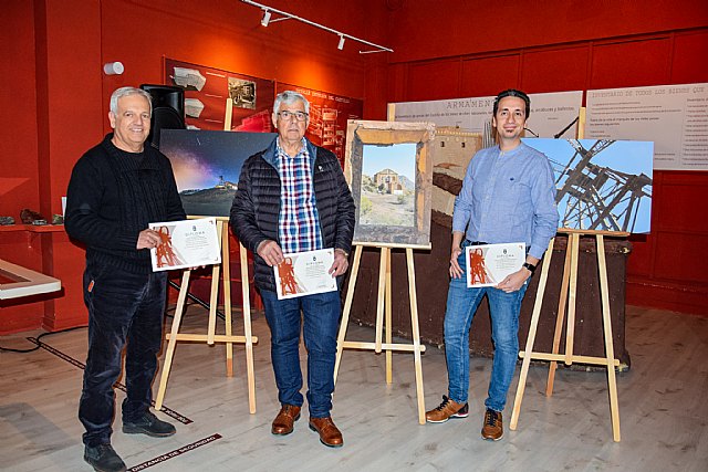 Rafael Morosoli, Jos Mara Gonzlez, y Marco Antonio Gallego ganan el concurso fotogrfico de la I Semana de la Memoria Minera, Foto 1