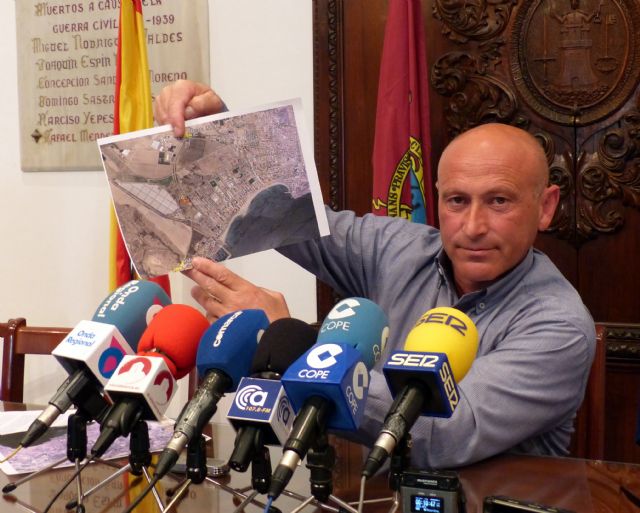 IU-V: Suma y sigue el saqueo del PP a los fondos BEI para la reconstrucción de Lorca - 1, Foto 1