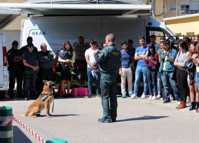 La Guardia Civil de Murcia recibe la visita de alumnos de Criminología de la UMU. - 4, Foto 4