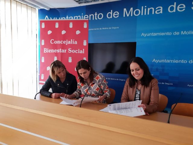 El Ayuntamiento de Molina de Segura y la Asamblea Comarcal Vega Media de Cruz Roja firman un protocolo de actuación para coordinar los programas de empleabilidad de personas en situación o riesgo de exclusión social - 1, Foto 1