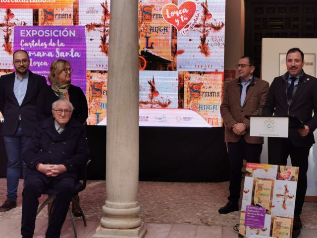 El vicealcalde inaugura la exposición de carteles de la Semana Santa de Lorca - 5, Foto 5