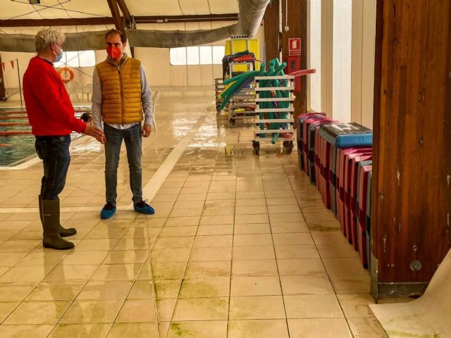 MC constata graves deficiencias en la Piscina de Pozo Estrecho y pide su reparación inmediata y un plan de mantenimiento - 2, Foto 2