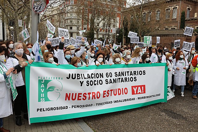 La plataforma JAVIISS congrega cerca de 3.000 sanitarios y sociosanitarios de toda España para conseguir la jubilación anticipada voluntaria - 1, Foto 1