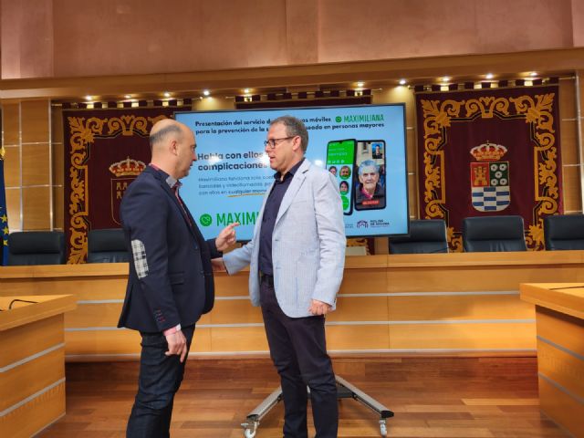 El Ayuntamiento de Molina de Segura pone en marcha el servicio de dispositivos móviles Maximiliana para la prevención de la soledad no deseada en personas mayores - 1, Foto 1