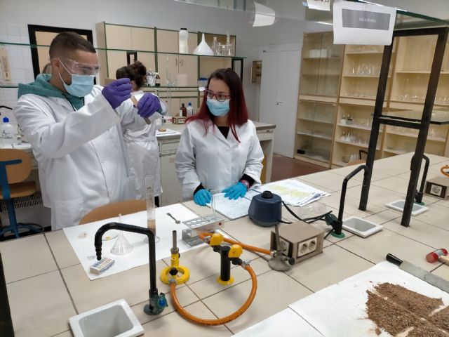 Dos centros murcianos, seleccionados en la Convocatoria de Orientación de CaixaBank Dualiza y FPEmpresa por sus proyectos para orientar hacia la FP - 1, Foto 1