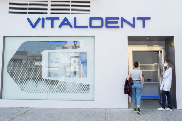 Vitaldent recibe el Sello al Mejor Servicio del Año en la categoría de clínicas dentales - 1, Foto 1