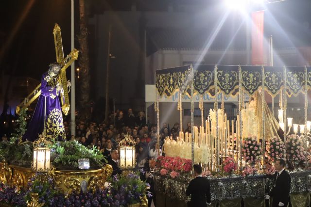 Silencio, fervor y sentimiento, protagonizan la noche del - 5, Foto 5