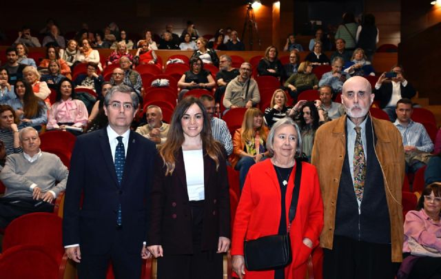 La conferencia 'Belluga n°5: una luz escondida' desvela los secretos ocultos de la fachada de la Casa de los dragones - 2, Foto 2