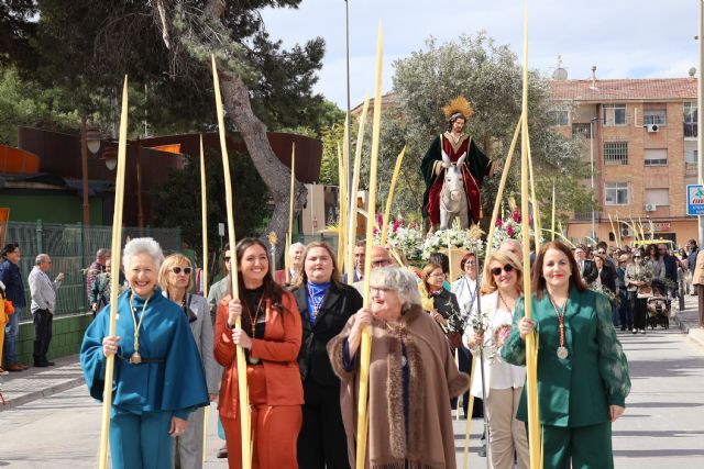Jesús Triunfante guía a cientos de fieles en el Domingo de Ramos pinatarense - 4, Foto 4