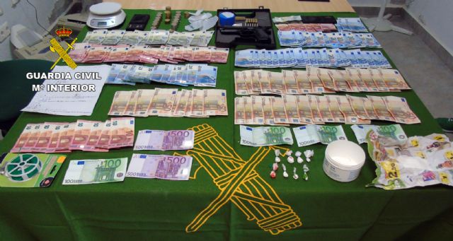La Guardia Civil desmantela un punto de venta de cocaína en Bullas - 1, Foto 1