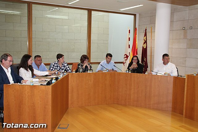 El PP asegura que el ayuntamiento no aprueba el Plan de Ajuste por las desavenencias internas de los dos partidos del pacto de gobierno - 1, Foto 1